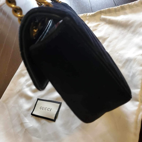 Authentic Gucci mini velvet marmont. - Picture 9 of 10